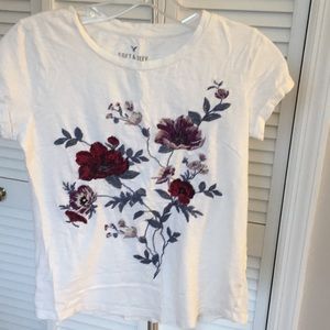 American Eagle Outfitters Tshirt